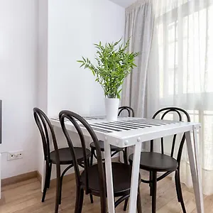 apartamento-soho-malaga-29001-2.hotelsinnerja.org/