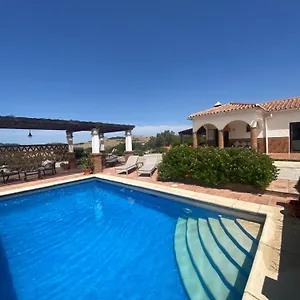 villa-azafran.1costadelsol.com/